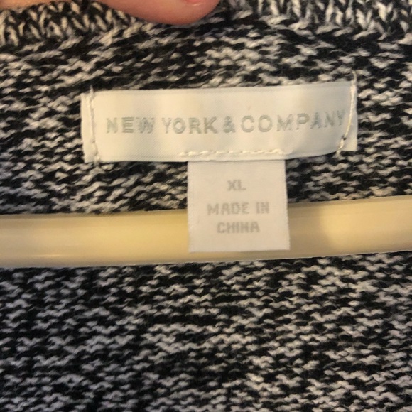 NY&Company Sweater - Picture 2 of 3